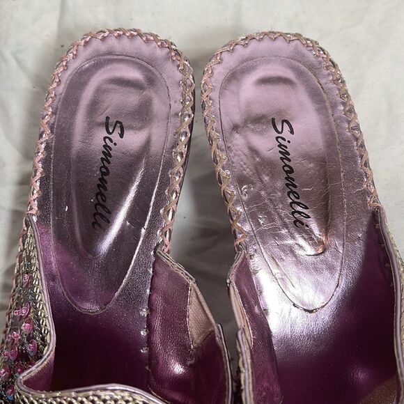 CUTE SANDALS  - Picture 2 of 7